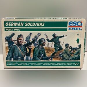 Esci #201 WWII German Soldiers 1/72 Scale 50 Figures Never Used Box Has Wear